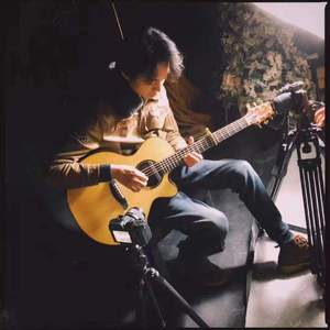 大几巴插骚逼视频
